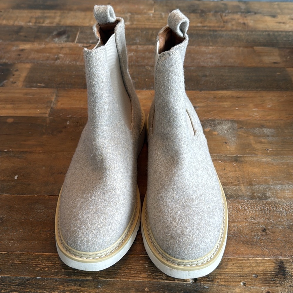 Target / Universal Threads Felt Winter Booties - … - image 2